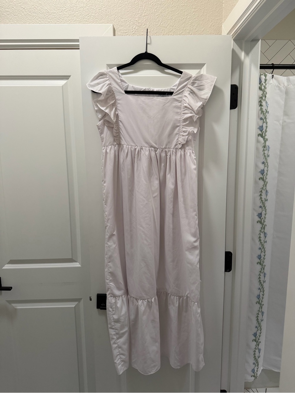 Little Lamb & Co Women's Ruffled Sleeve Maxi Dress in White